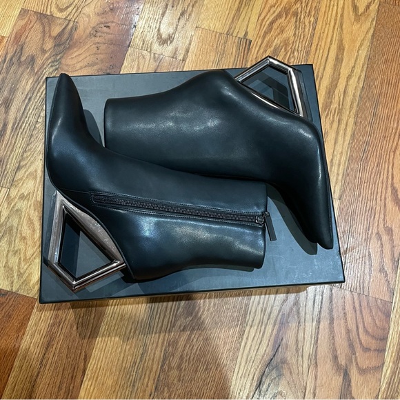 Novelty Heel Bootie - Picture 7 of 12